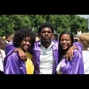 Meet your Posher, Alexis